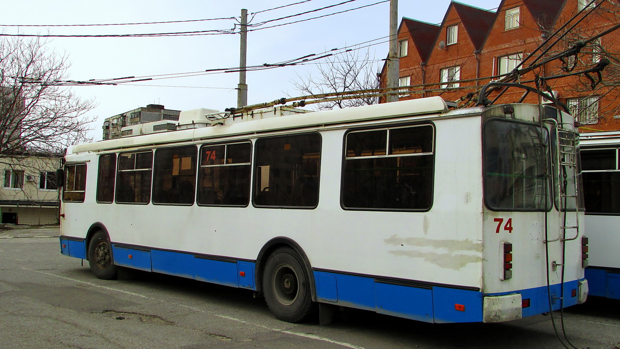 Новороссийск, ЗиУ-682Г-016.04 № 74