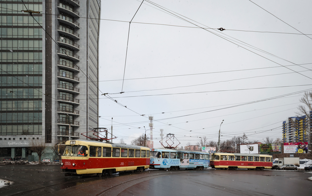 Ижевск, Tatra T3SU мод. Ижевск № 2055; Ижевск, Tatra T3SU № 2329; Ижевск, Tatra T3SU № 2327