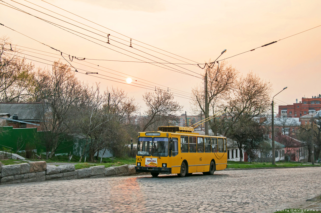 Poltava, YMZ T2 — 95