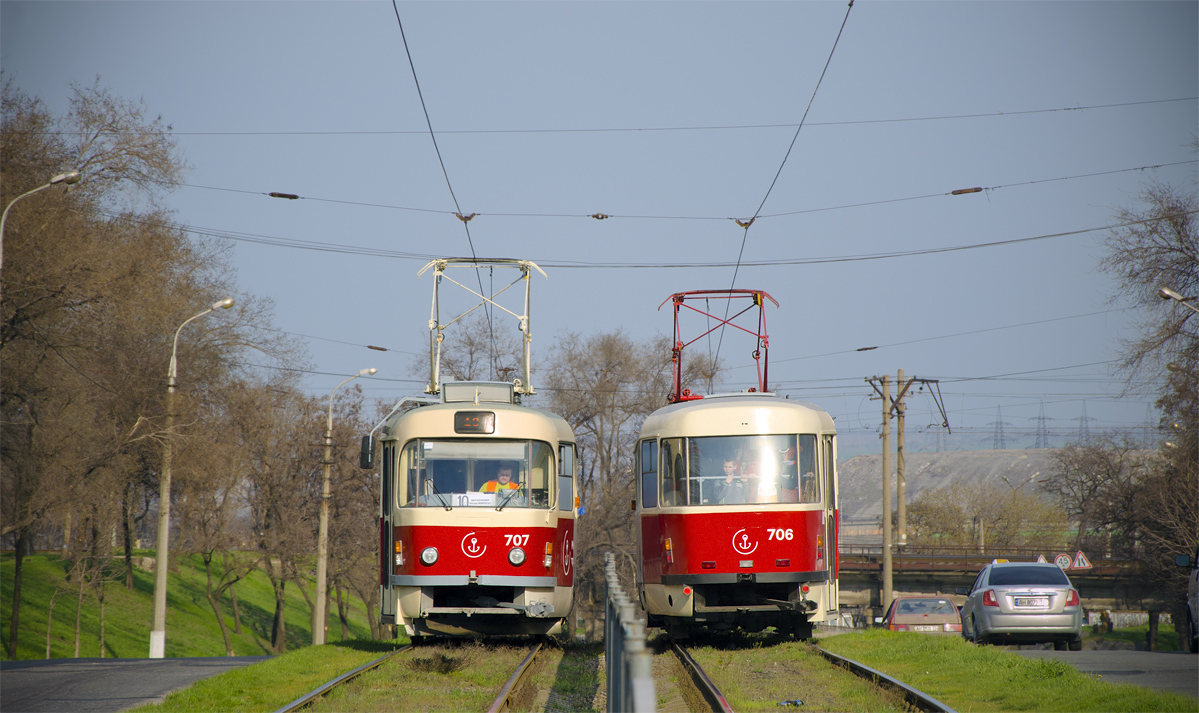 Маріуполь, Tatra T3SUCS № 707; Маріуполь, Tatra T3SUCS № 706 Маріуполь, Tatra T3SUCS № 707; Маріуполь, Tatra T3SUCS № 706