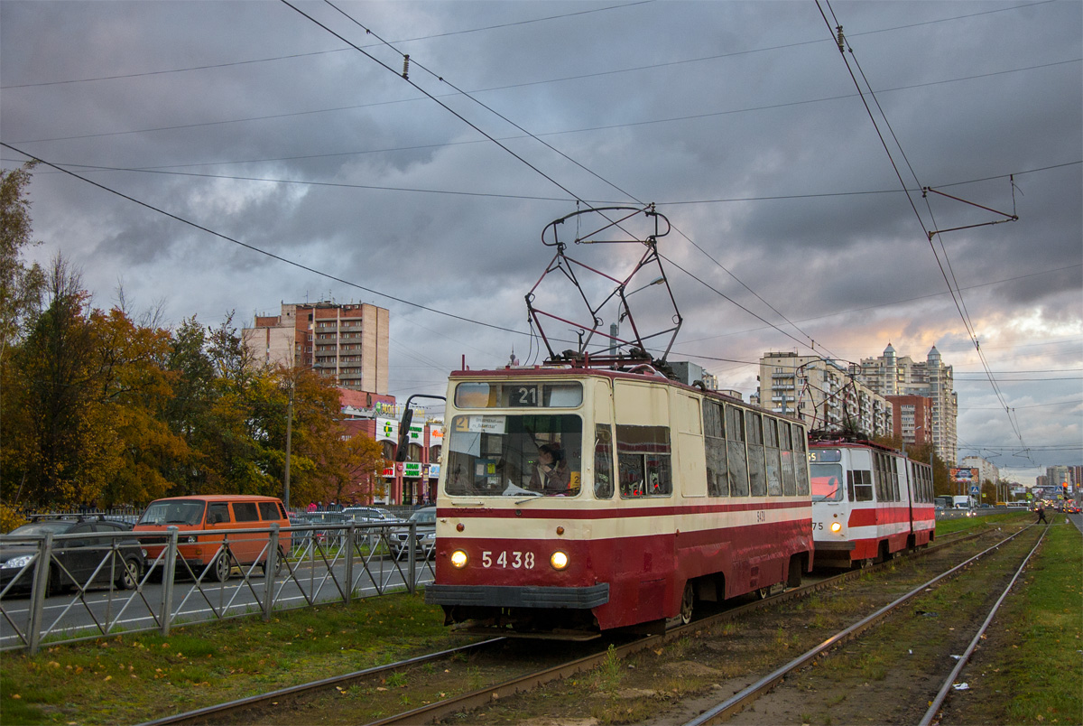 Sankt-Peterburg, LM-68M № 5438