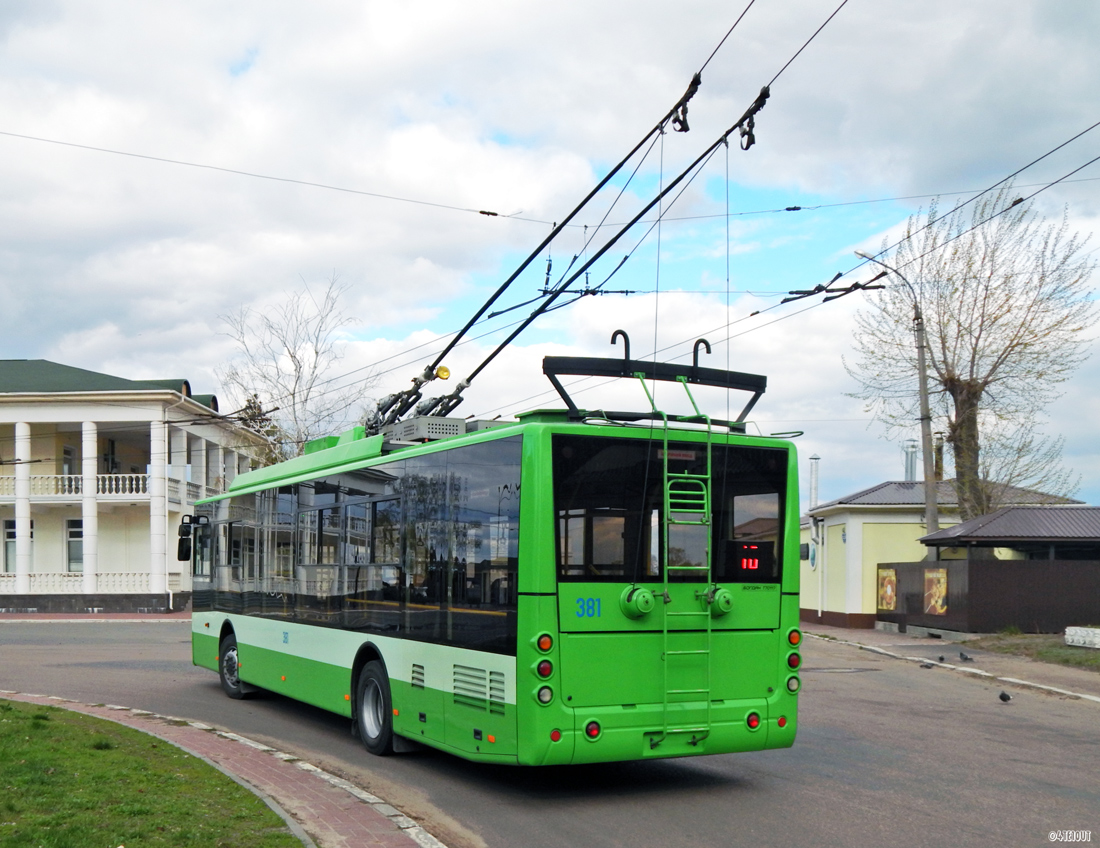 Черкассы, Богдан Т70117 № 381