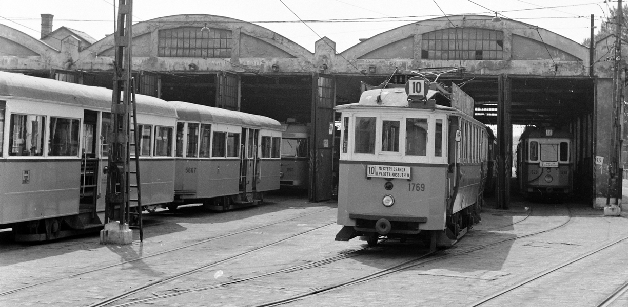 布达佩斯, Ganz DP # 5607; 布达佩斯, BKVT S (Schlick) # 1769; 布达佩斯, BKVT F1 # 1620; 布达佩斯 — Tram depots