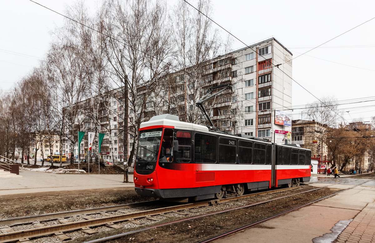 Ижевск, Tatra KT4DM № 2400
