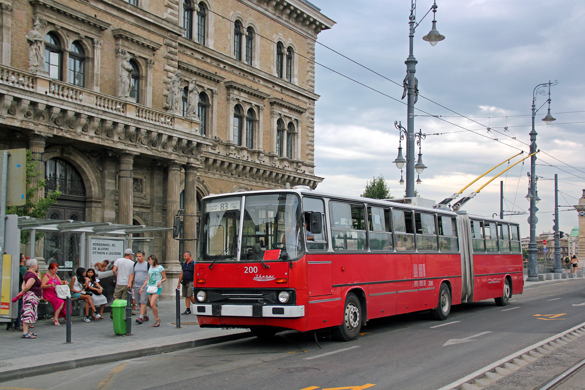 Будапешт, Ikarus 280.94 № 200 Будапешт, Ikarus 280.94 № 200