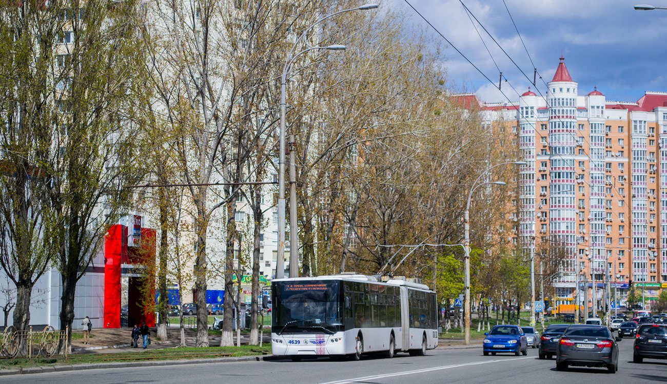 კიევი, LAZ E301D1 № 4639