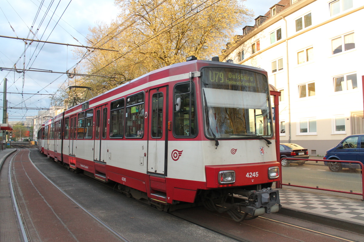 Дюссельдорф, Duewag B80D № 4245