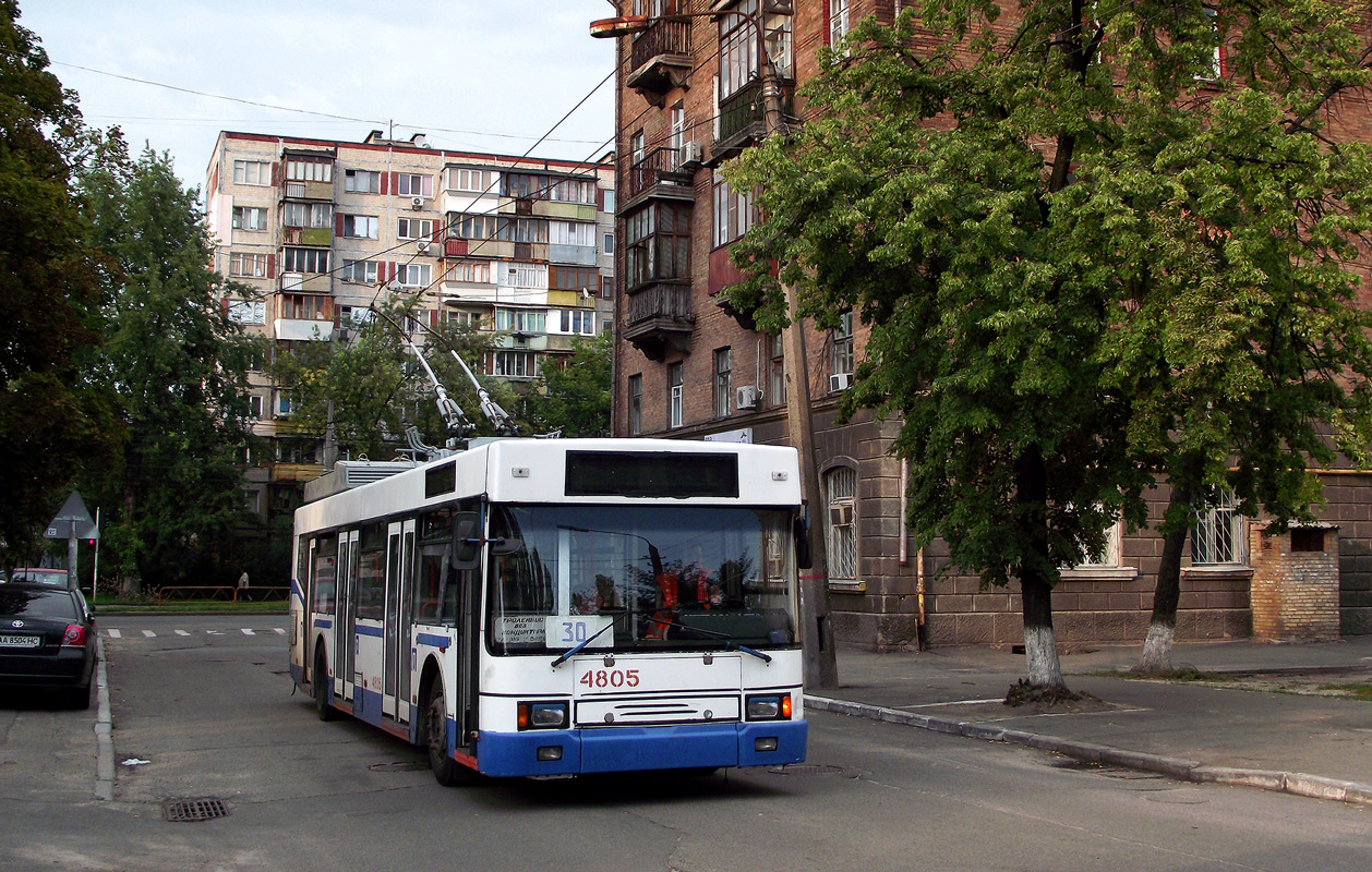 Киев, ЮМЗ E186 № 4805