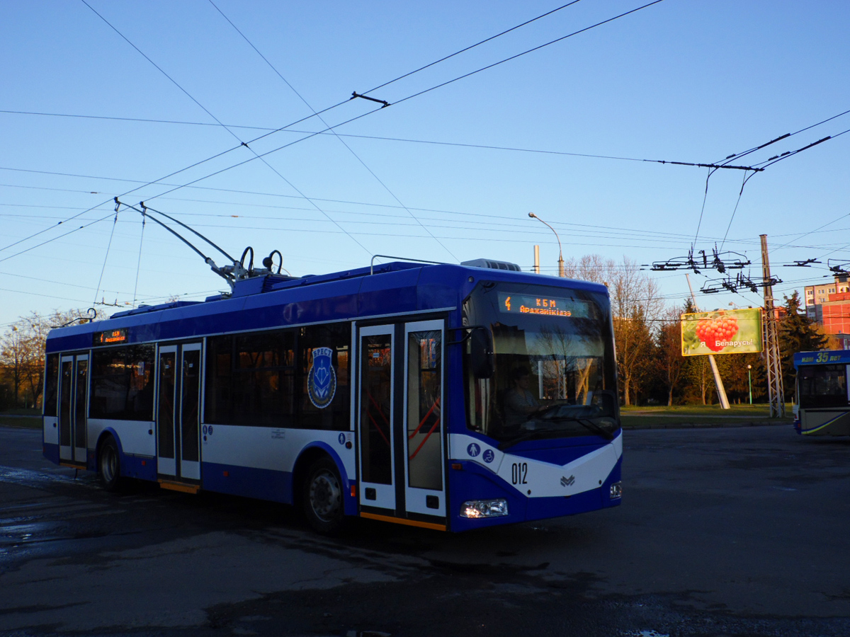 Брест, БКМ 321 № 012
