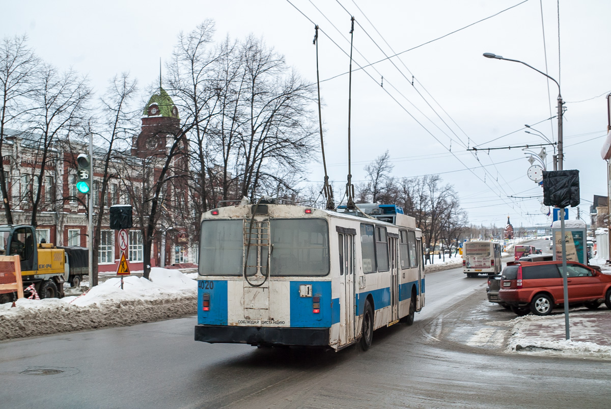 Барнаул, БТЗ-52011 № 4020