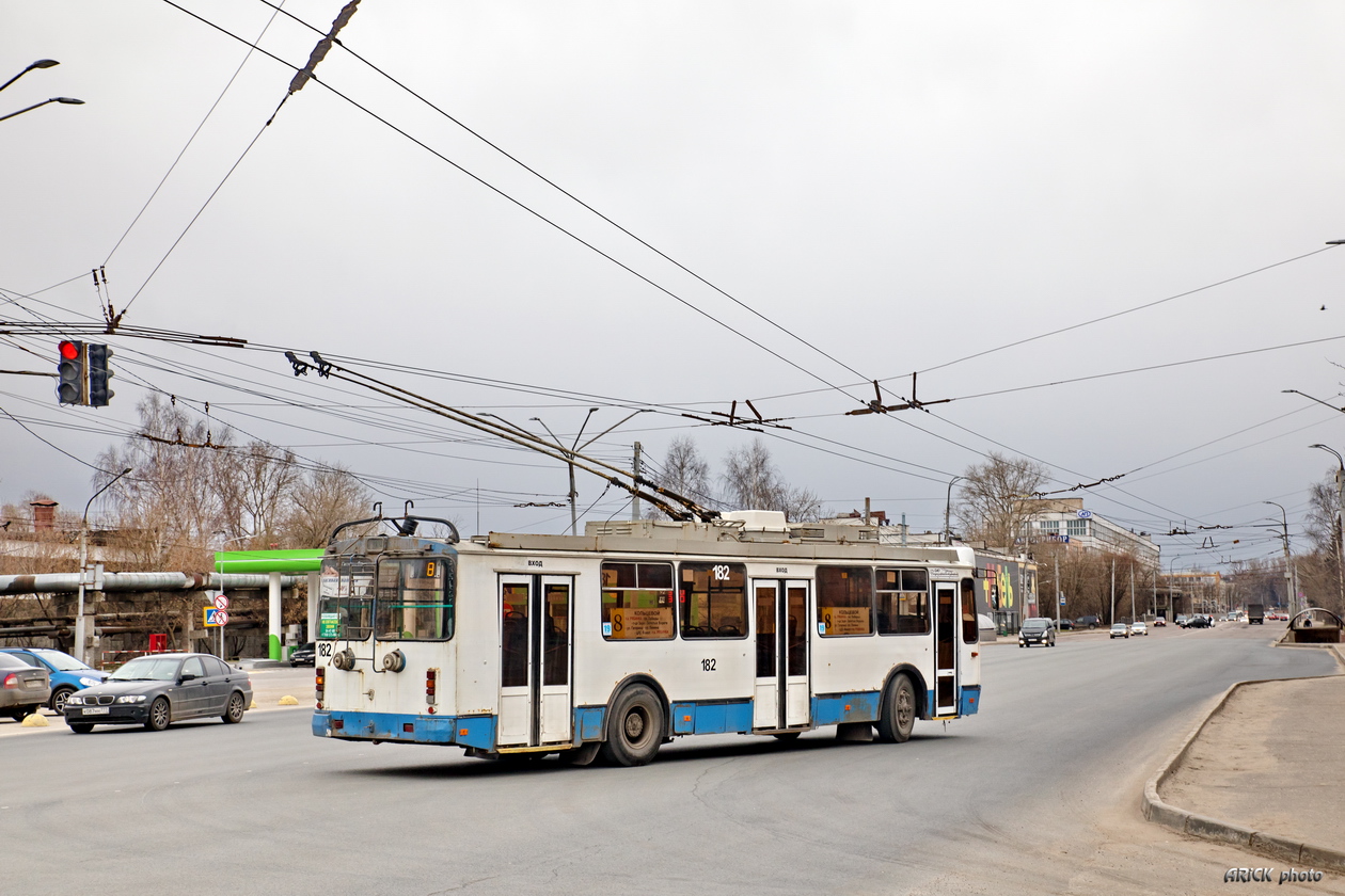 Владимир, ЗиУ-682Г-016.02 № 182