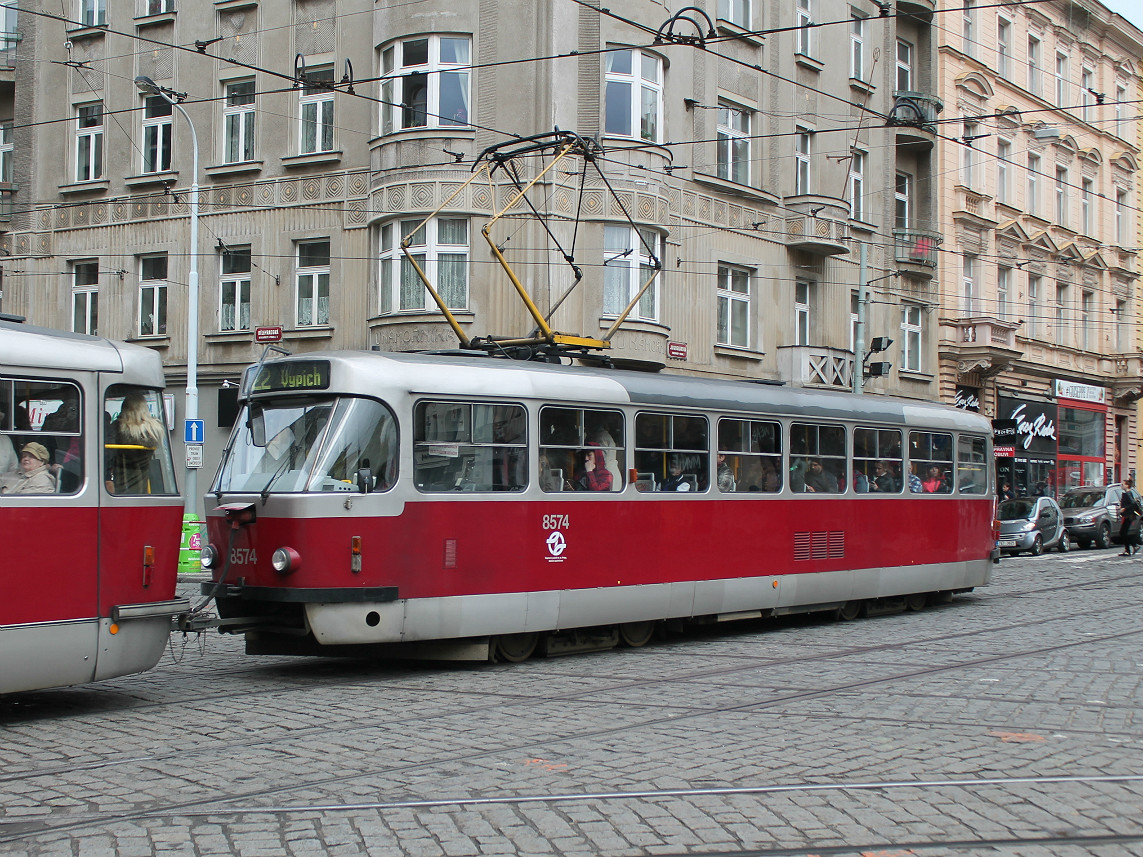 Prága, Tatra T3R.P — 8574