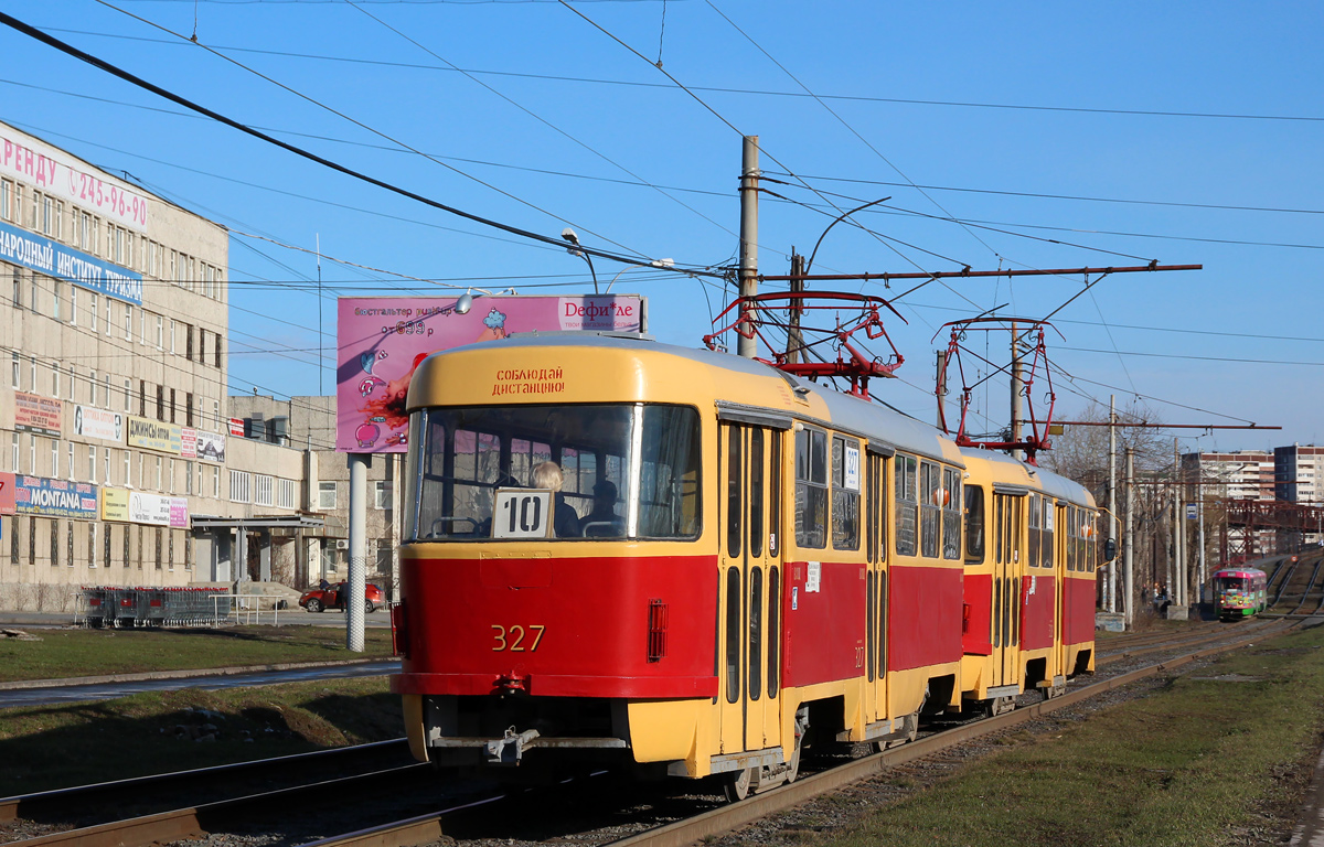 Yekaterinburg, Tatra T3SU # 327