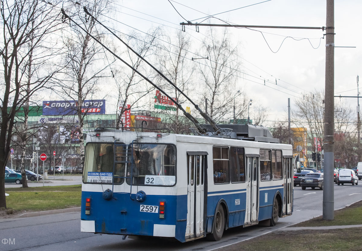 Москва, ЗиУ-682ГМ1 (с широкой передней дверью) № 2597