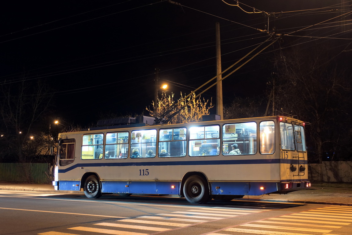 Полтава, ЮМЗ Т2 № 115