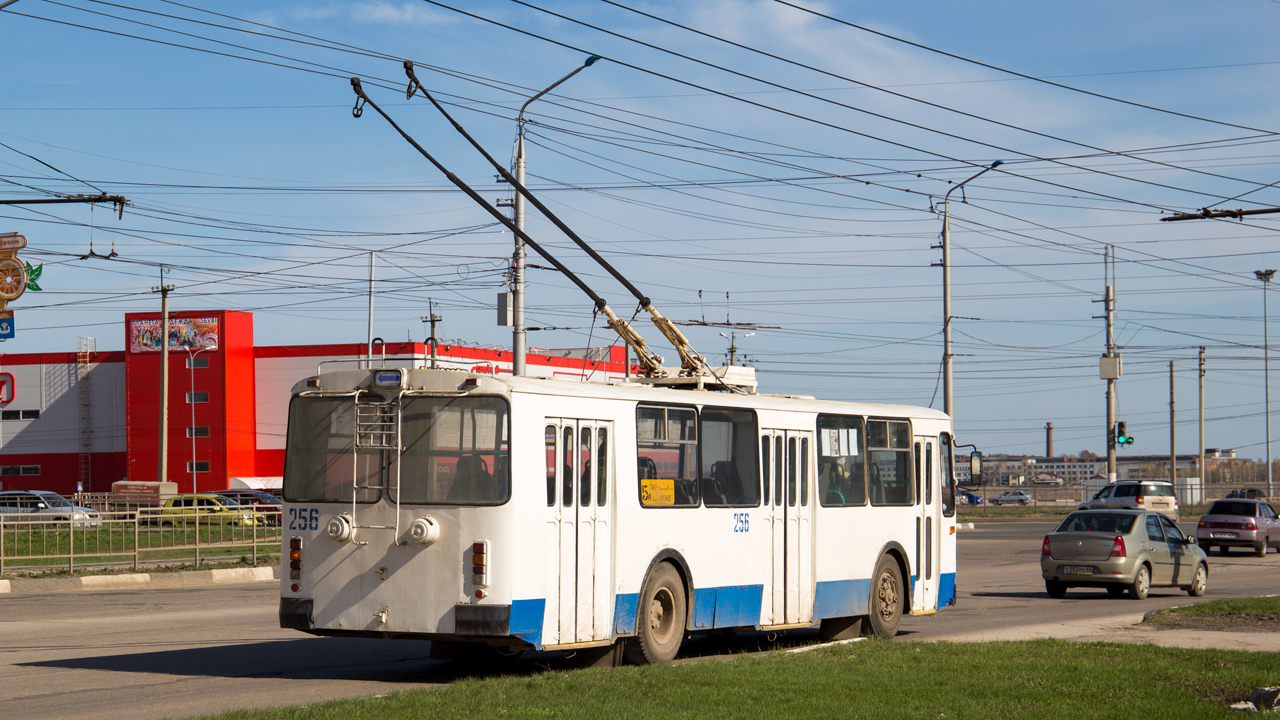 阿拉科夫, ZiU-682G-016 (018) # 256