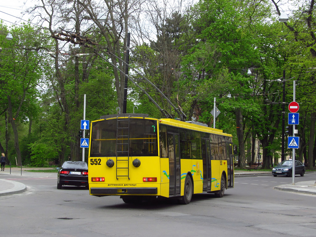 Львов, Škoda 14Tr89/6 № 552