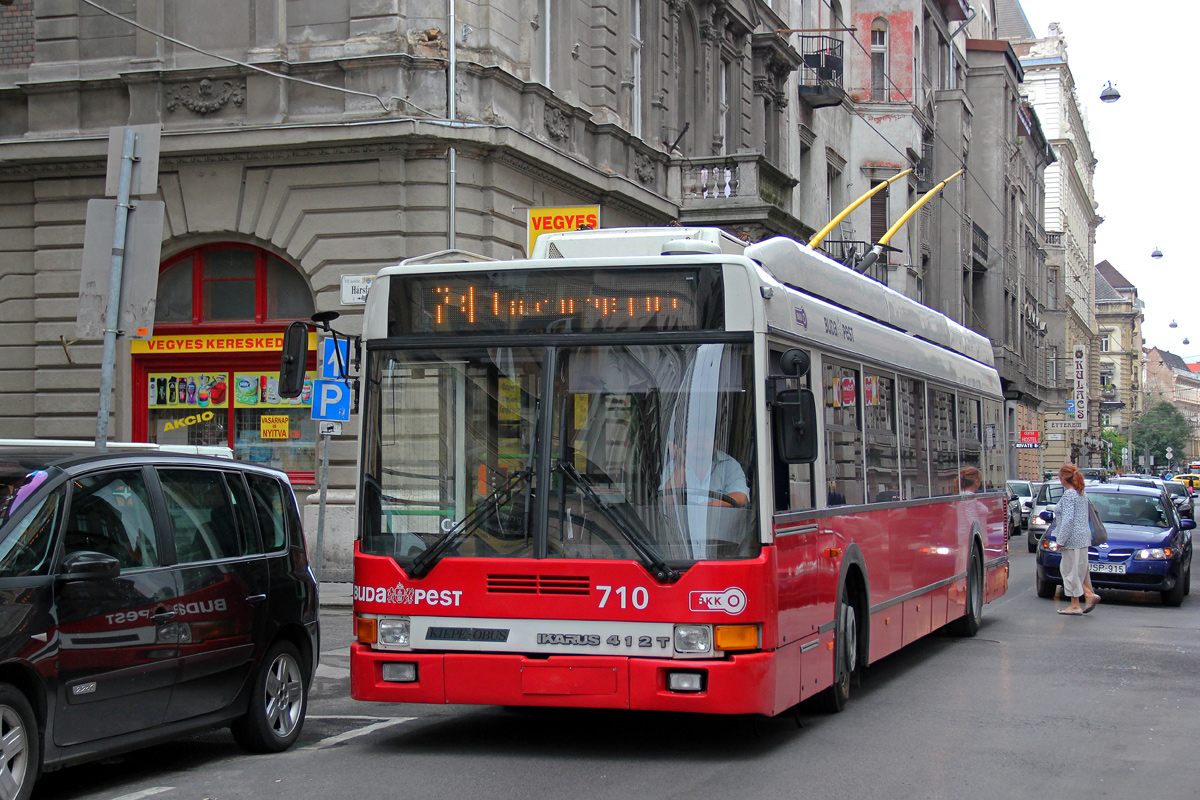 Будапешт, Ikarus 412.81 № 710
