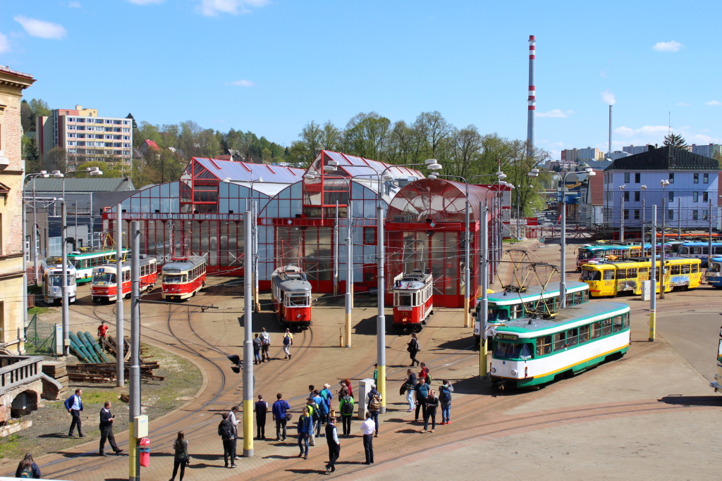 Liberec ― Jablonec nad Nisou, Tatra T3M # 8106 (16); Liberec ― Jablonec nad Nisou, Tatra T2R # 17; Liberec ― Jablonec nad Nisou, Česká Lípa 6MT # 117; Liberec ― Jablonec nad Nisou, Ringhoffer 2-axle motor car # 78; Liberec ― Jablonec nad Nisou, Tatra T2R # 19
