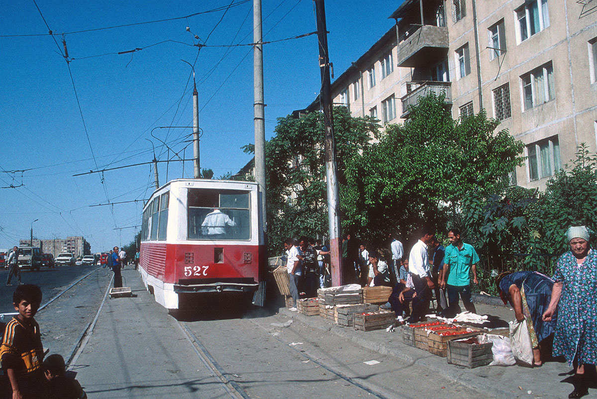 Баку, 71-605 (КТМ-5М3) № 527; Баку — Сентябрь 1999