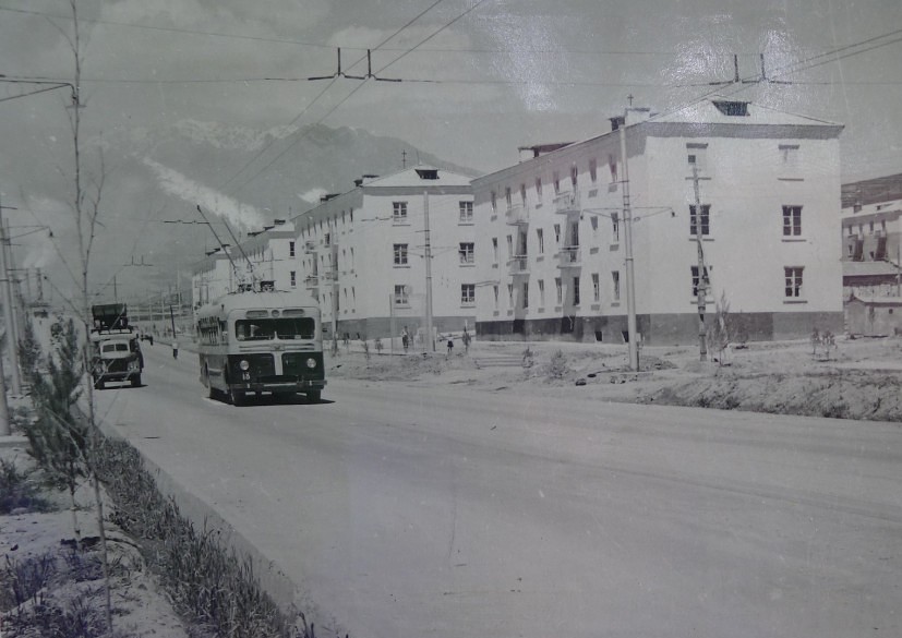 Душанбе, МТБ-82Д № 18; Душанбе — Исторические фотографии — Сталинабад; Душанбе — Фотоархив Гафура Шерматова