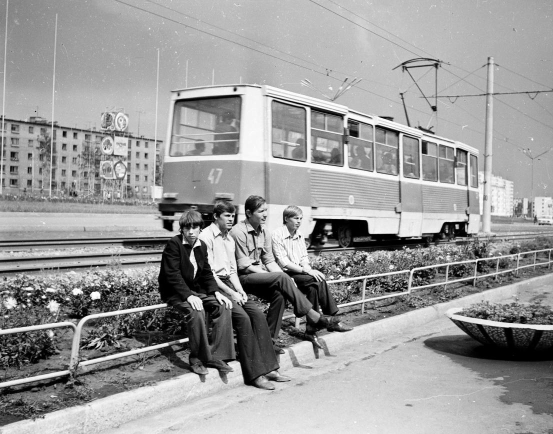 Naberejnye Tchelny, 71-605 (KTM-5M3) N°. 47; Naberejnye Tchelny — Old photos