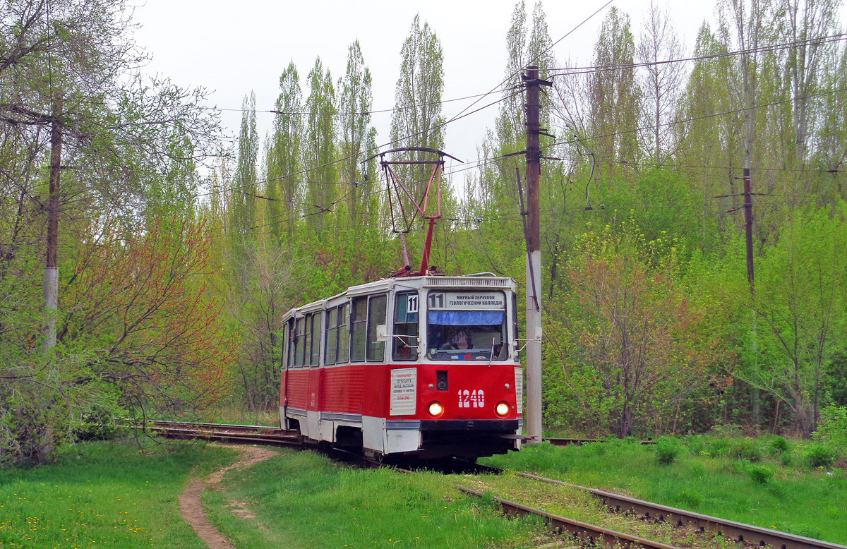 Saratov, 71-605 (KTM-5M3) N°. 1240