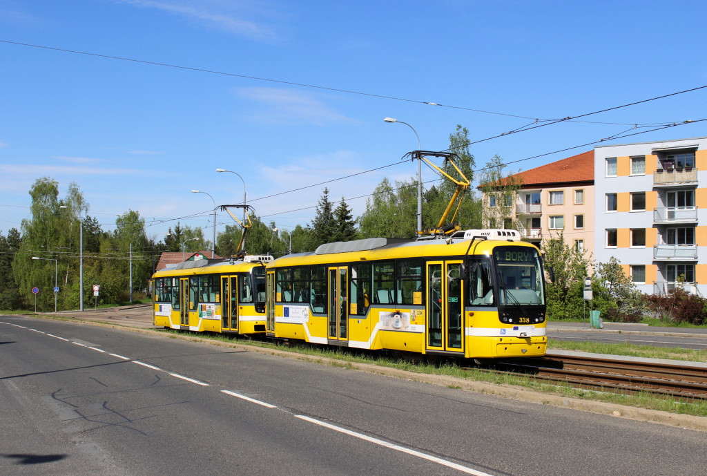 Пльзень, Vario LFR.S № 338; Пльзень, Vario LFR.S № 339