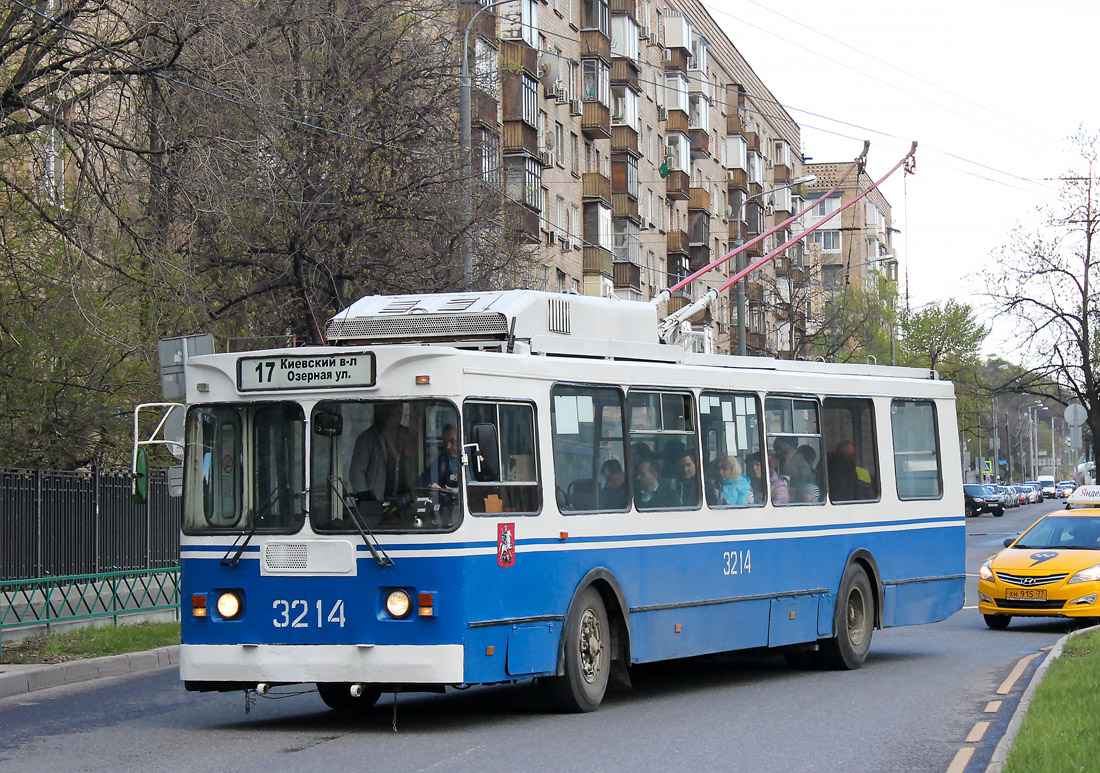 Москва, ЗиУ-682ГМ1 (с широкой передней дверью) № 3214
