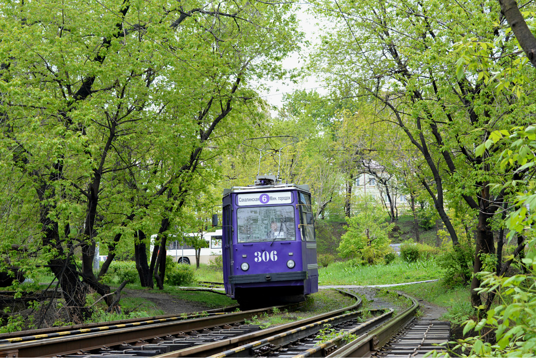 Владивосток, 71-132 (ЛМ-93) № 306