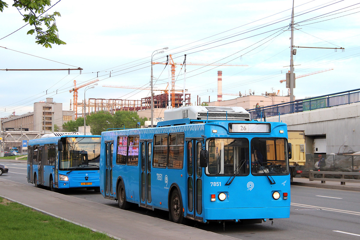 Москва, ЗиУ-682ГМ1 (с широкой передней дверью) № 7851