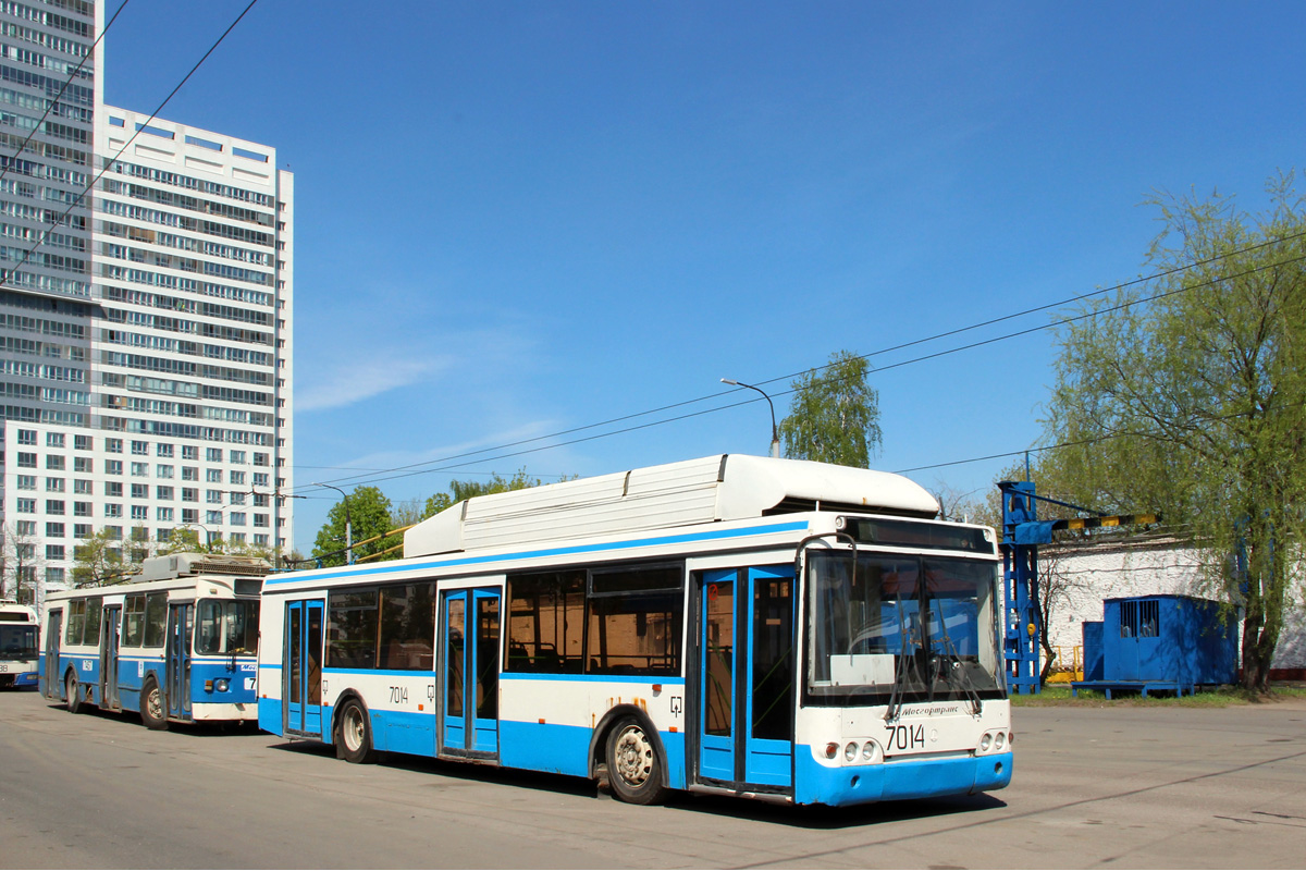 Москва, ТМЗ-5235 № 7014