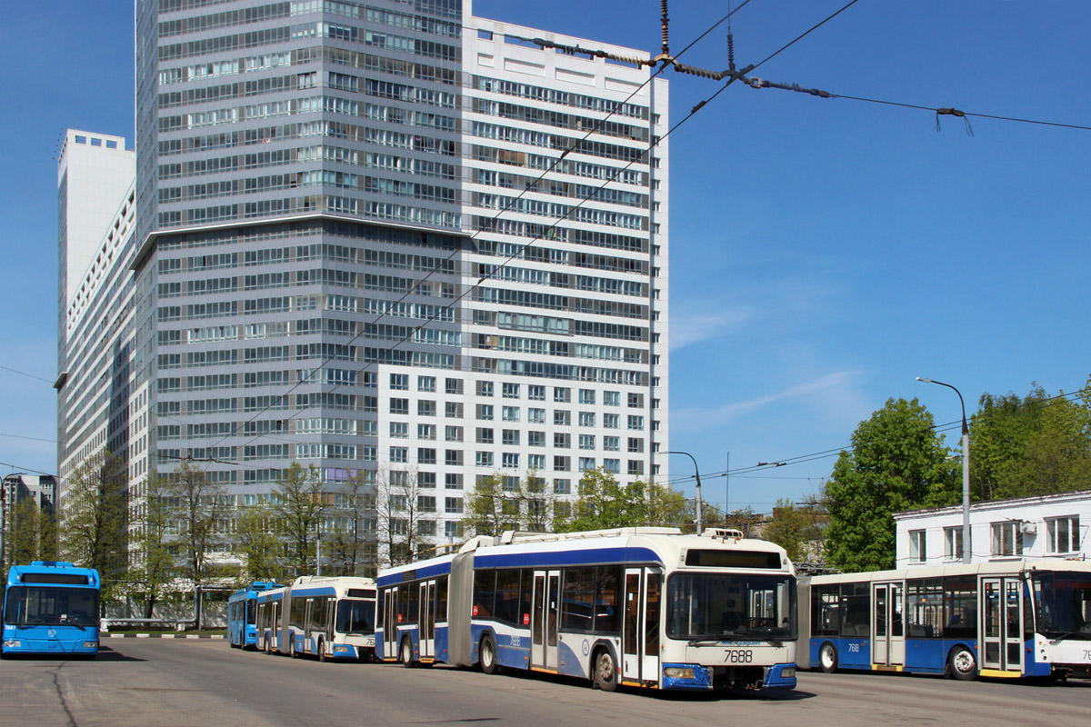 Москва, СВАРЗ-6237 № 7688