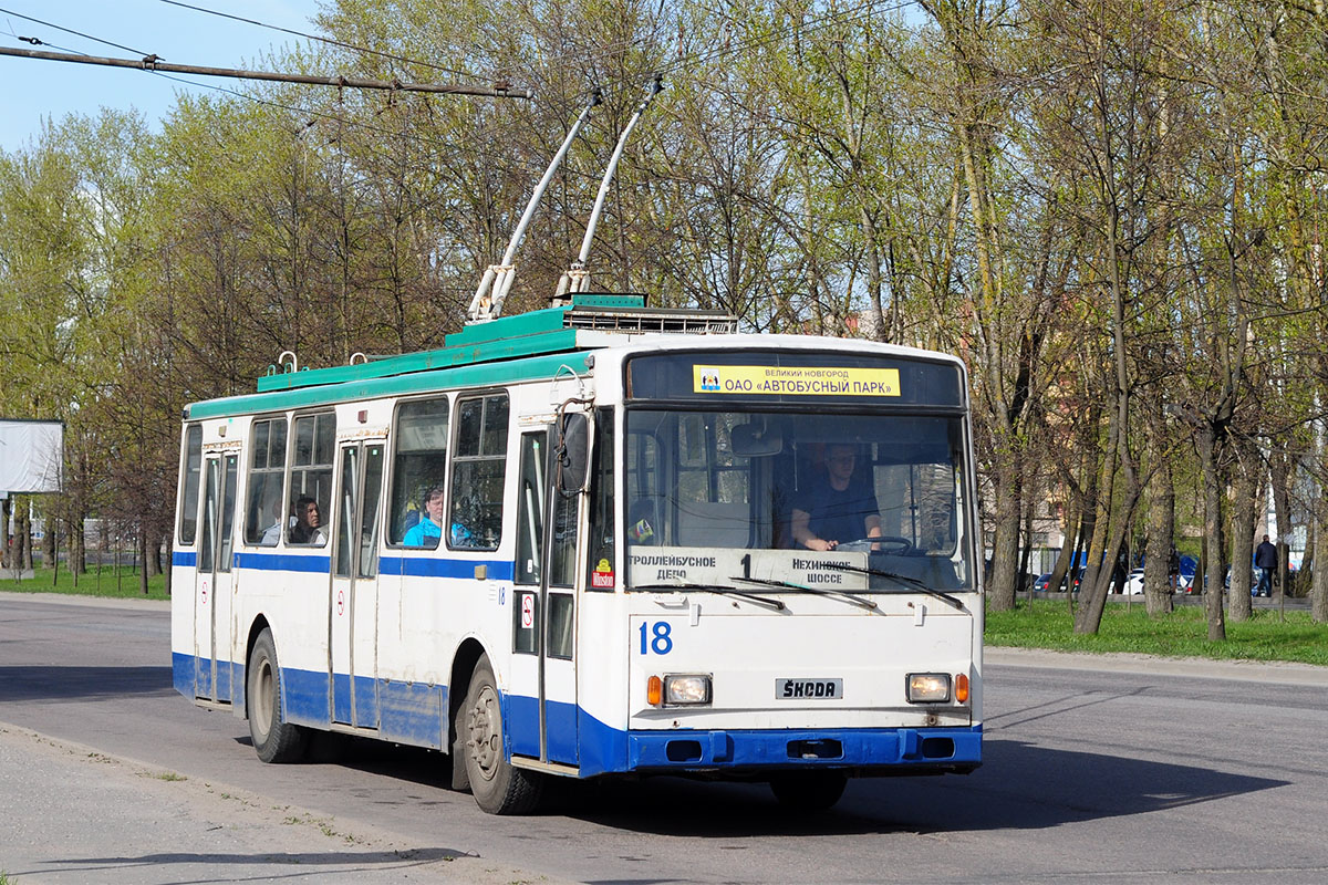 Великий Новгород, Škoda 14TrM (ВМЗ) № 18