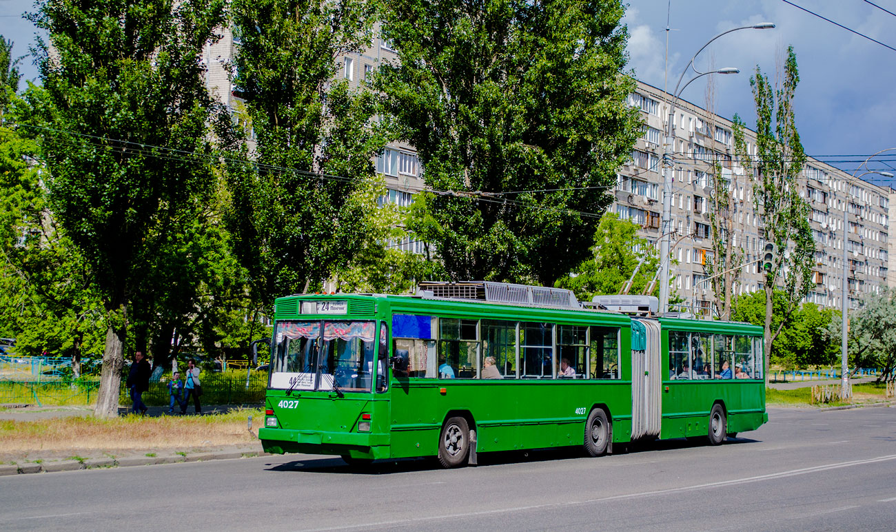 Kyjev, Kyiv-12.03 č. 4027