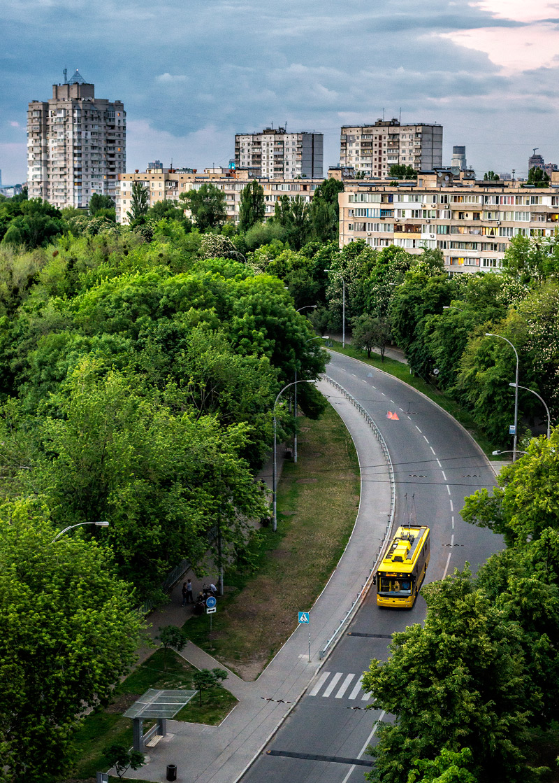 Киев — Троллейбусные линии: Соломенка, Отрадный