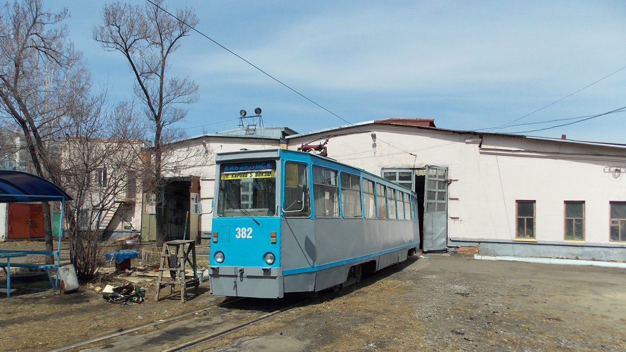 Хабаровск, 71-605 (КТМ-5М3) № 382