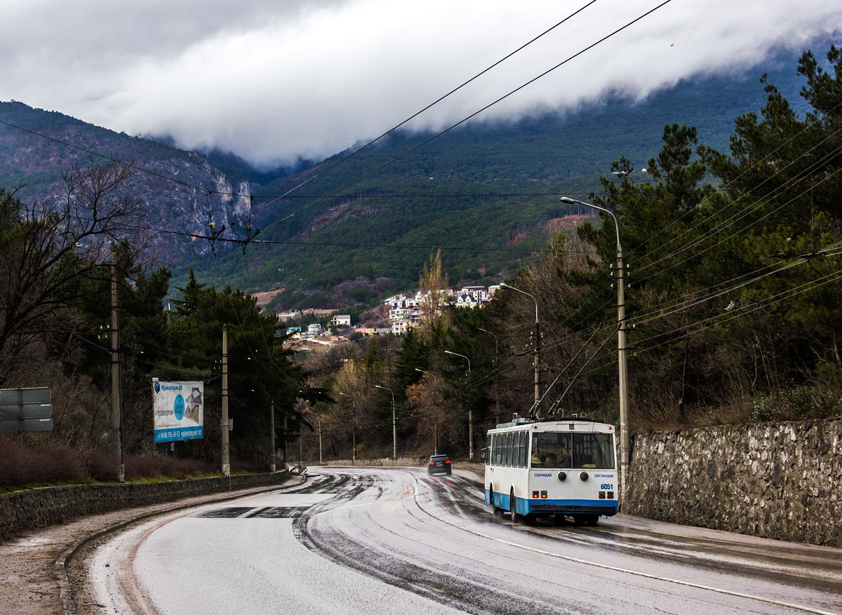 Krimin johdinauto, Škoda 14Tr02/6 # 6051