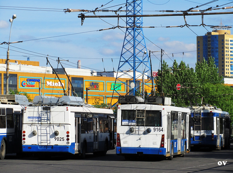 Moscow, MTrZ-52791 “Sadovoye Koltso” # 9025; Moscow, Trolza-5265.00 “Megapolis” # 9164