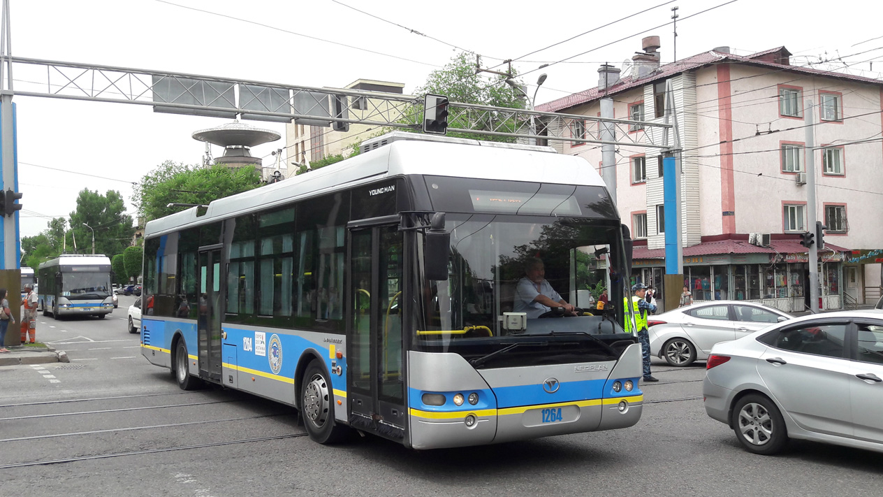Алматы, YoungMan JNP6120GDZ (Neoplan Kazakhstan) № 1264