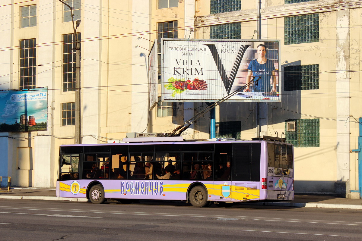 Кременчуг, ЛАЗ E183A1 № 209
