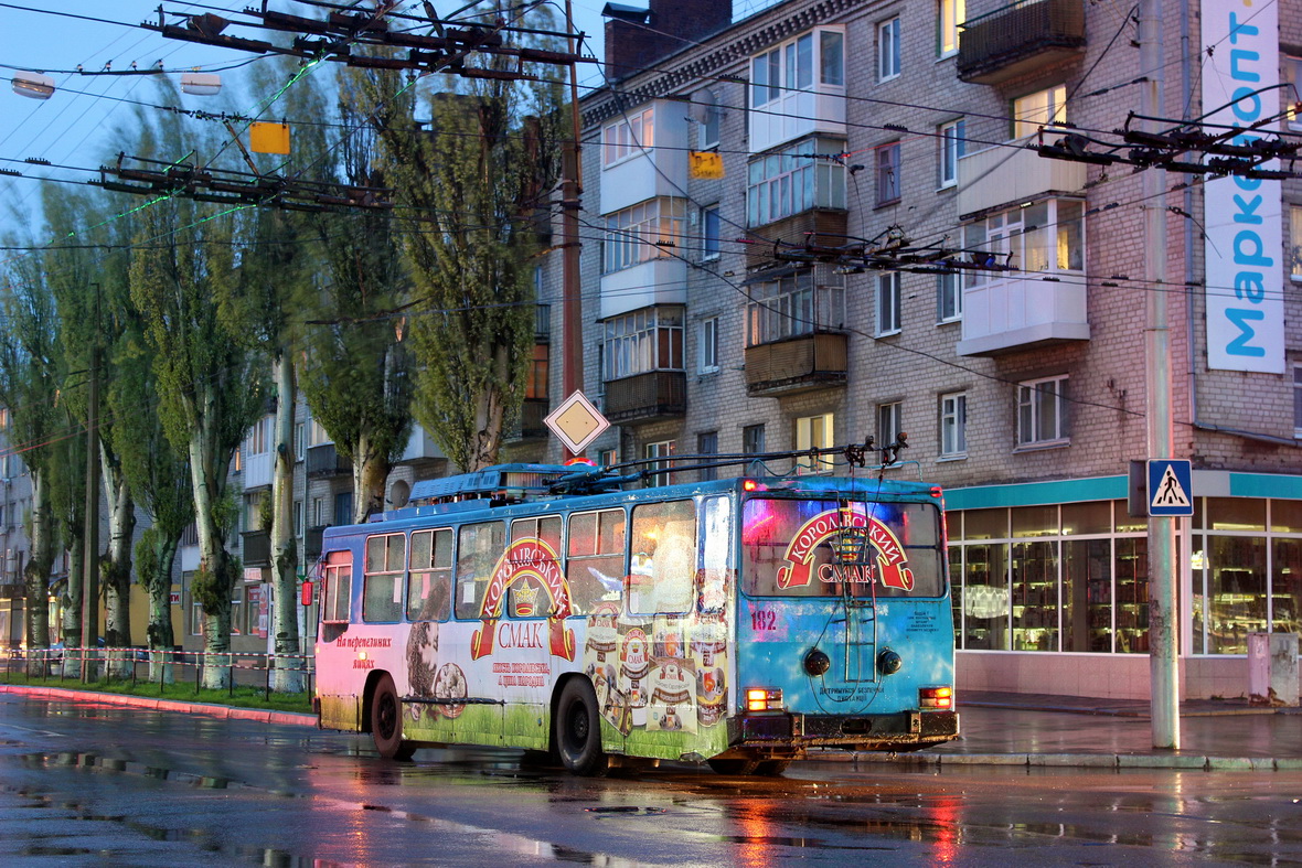 Кременчуг, ЮМЗ Т2 № 182