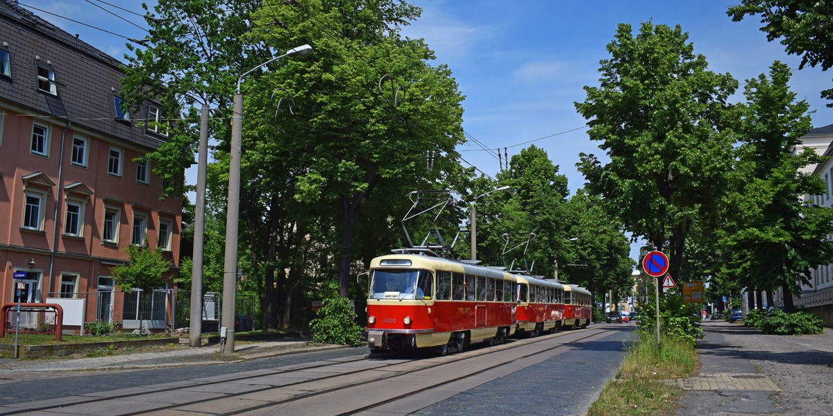 Дрезден, Tatra T4D № 2000 (201 314); Дрезден — 25 лет Трамвайного музея — 50 лет Татры (03.06.2017)