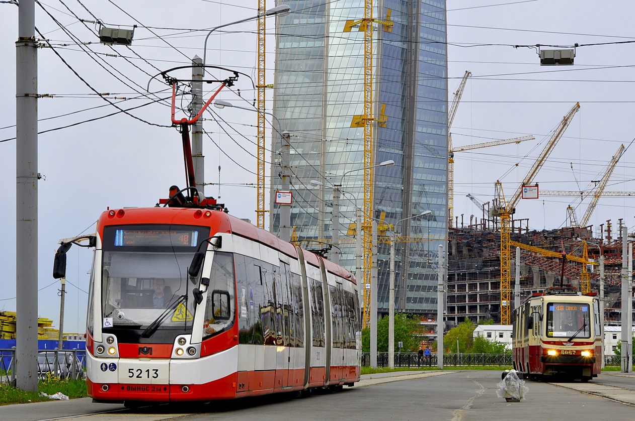 სანქტ-პეტერბურგი, BKM 84300M № 5213; სანქტ-პეტერბურგი, LVS-86K № 5067 სანქტ-პეტერბურგი, BKM 84300M № 5213; სანქტ-პეტერბურგი, LVS-86K № 5067