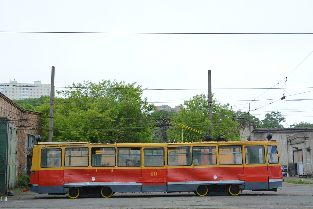 Владивосток, 71-605А № 09; Владивосток — Разные фотографии