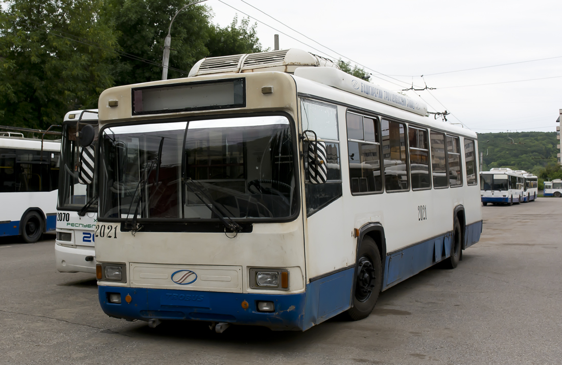 Уфа, БТЗ-52761Т № 2021