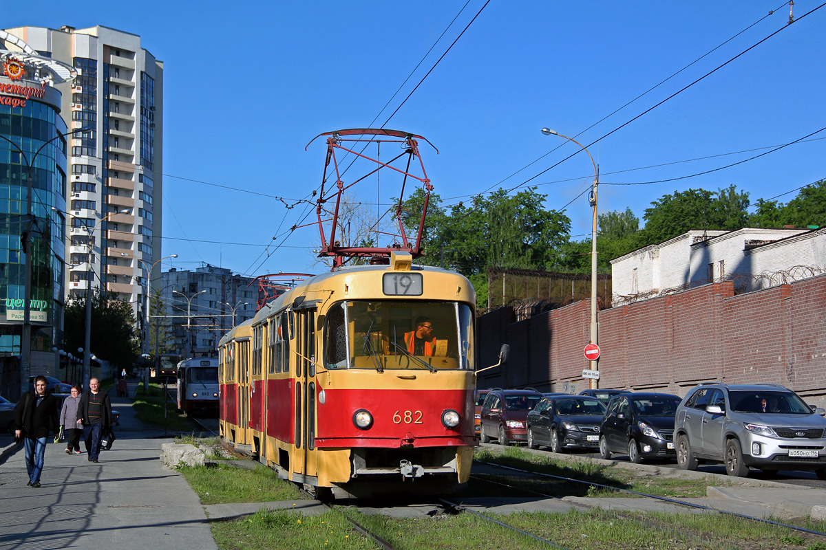Екатеринбург, Tatra T3SU № 682