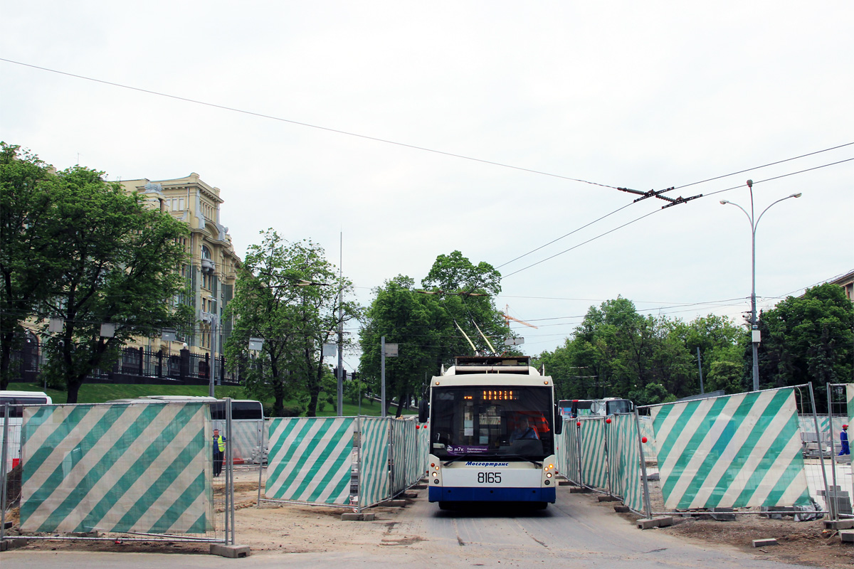 Москва, Тролза-5265.00 «Мегаполис» № 8165