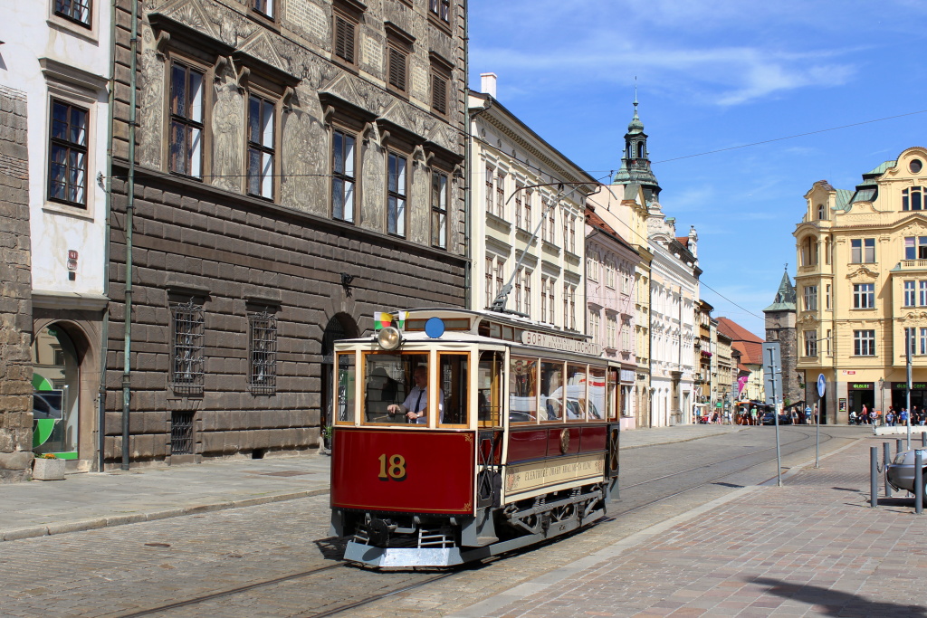 Пльзень, Двухосный моторный Křižík № 18