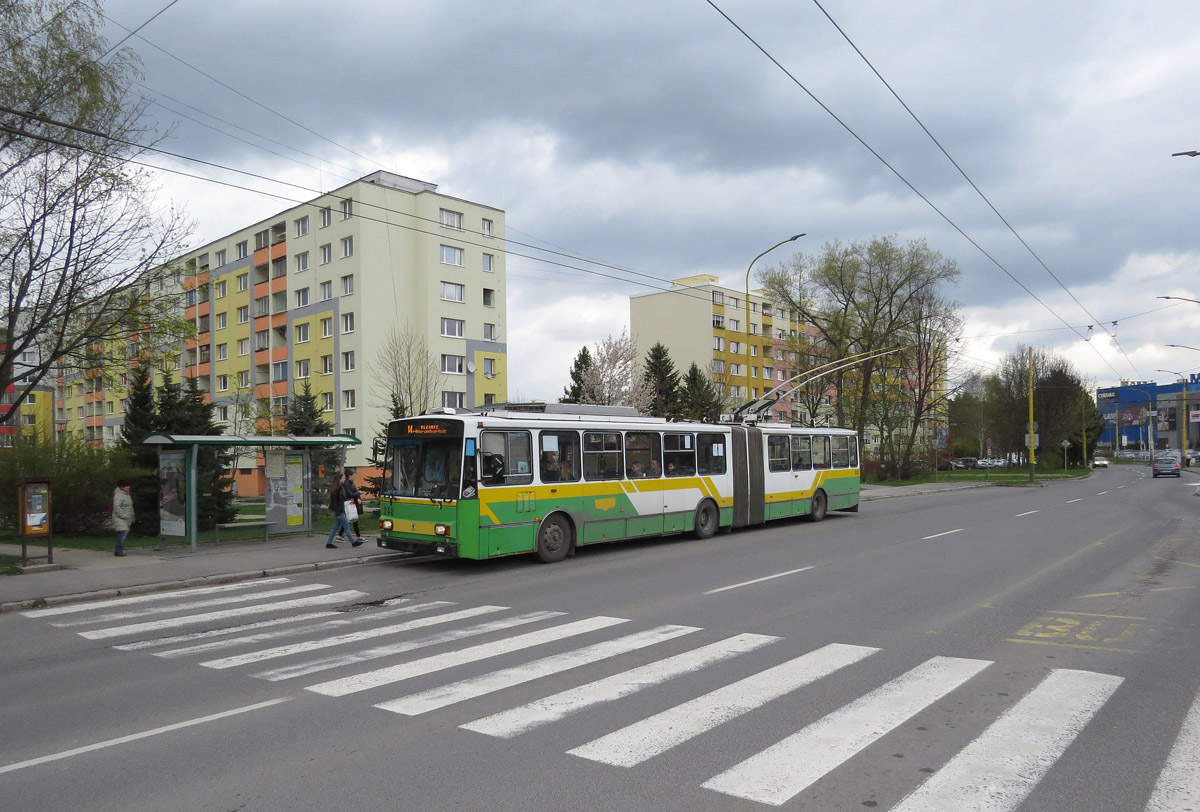 Жилина, Škoda 15Tr13/7M № 242